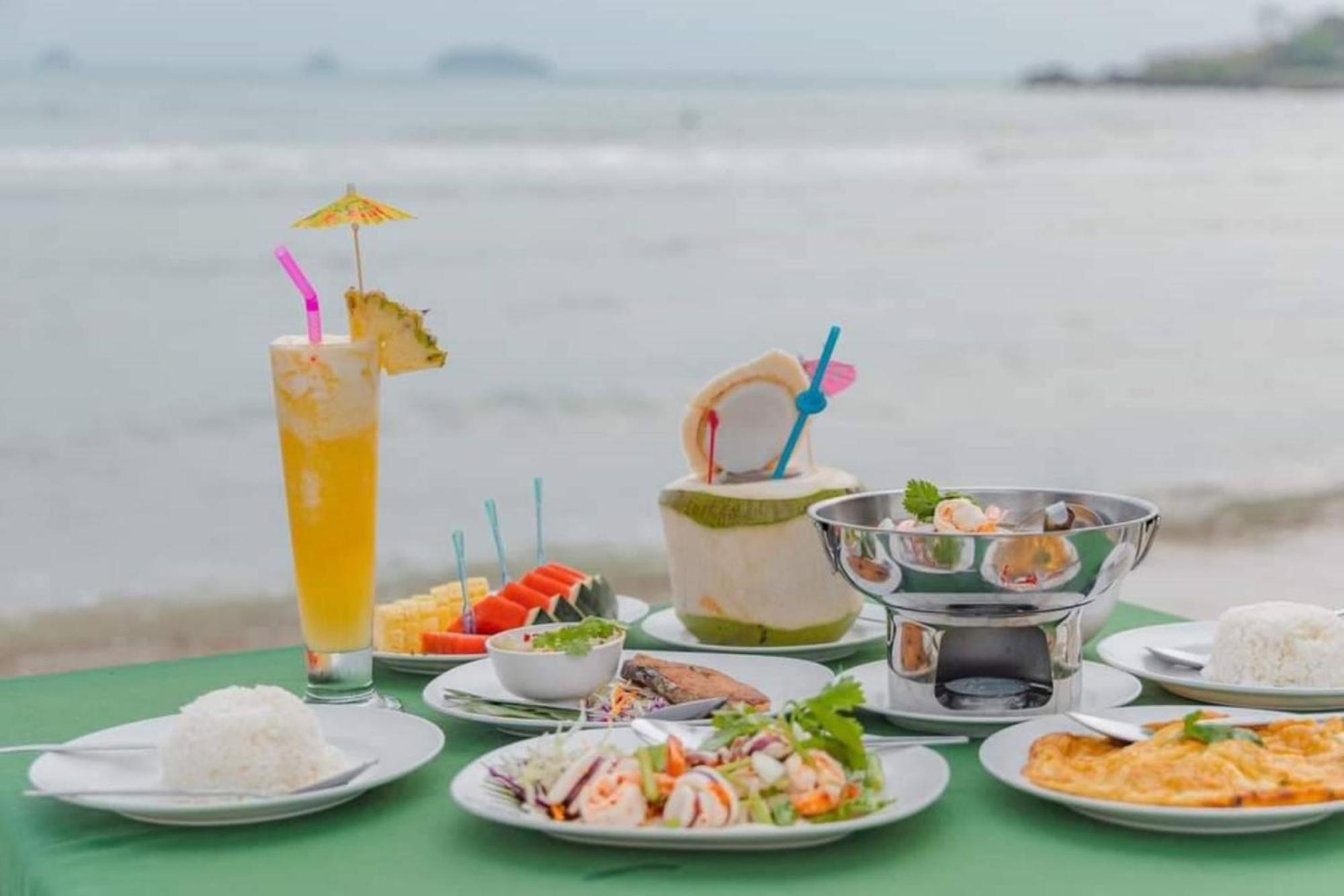 Coconut Beach Resort, Koh Chang Bagian luar foto