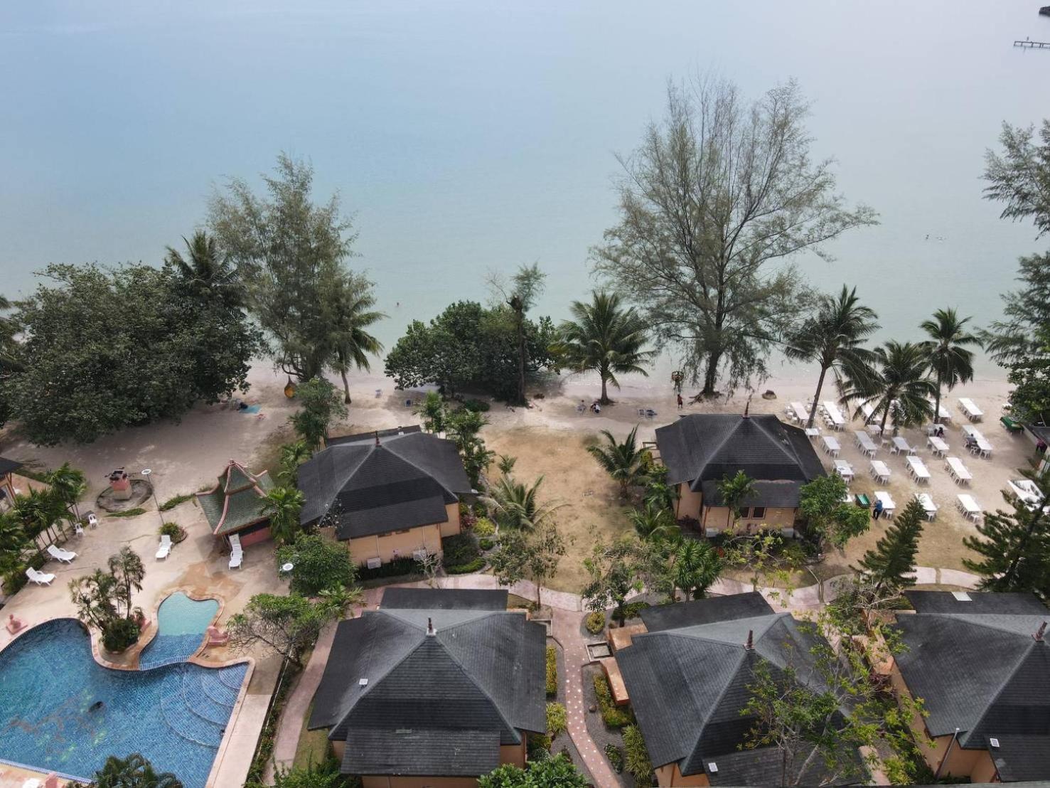 Coconut Beach Resort, Koh Chang Bagian luar foto